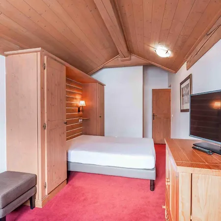 Le Grand Ours - In Out 4 Bed Chalet, Arc 1950