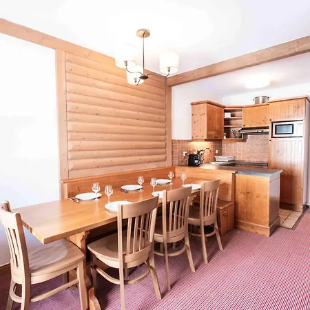 Le Grand Ours - In Out 4 Bed Chalet, Arc 1950